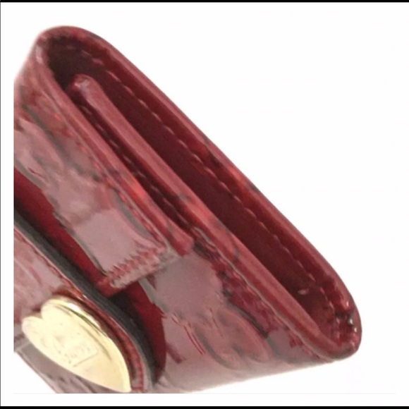 Authentic GUCCI Shima GG Logo Patent 6 Key Case - Picture 7 of 15